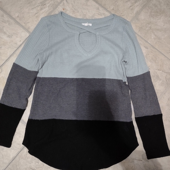 Maurices xs color block strappy waffle long sleeve - Picture 4 of 6